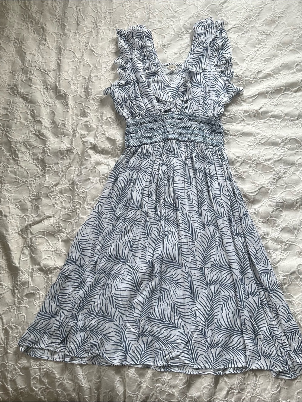 Kings Road Women’s Blue Leaf-Print Smocked Waist Dress Ruffled Cap Sleeves L-XL